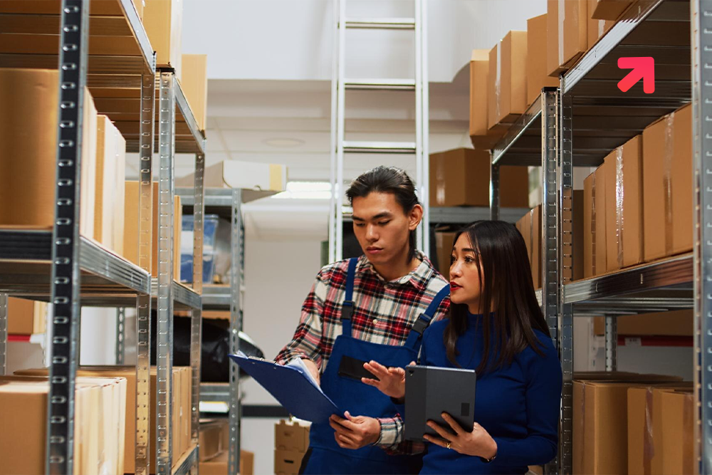 How Amazon Manage their Inventory