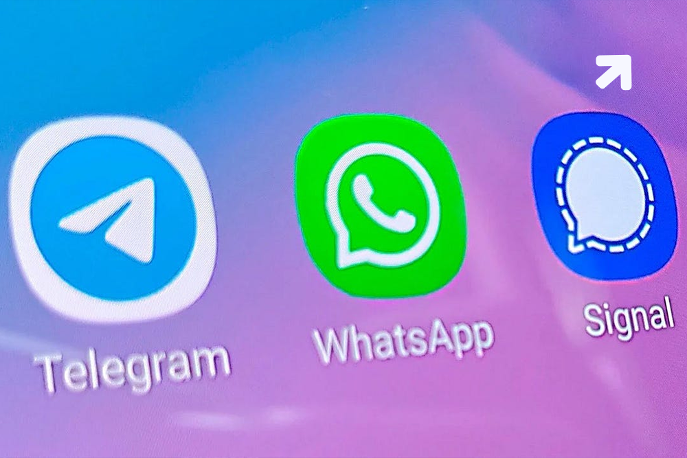 WhatsApp app on top! Telegram and Signal will never match it